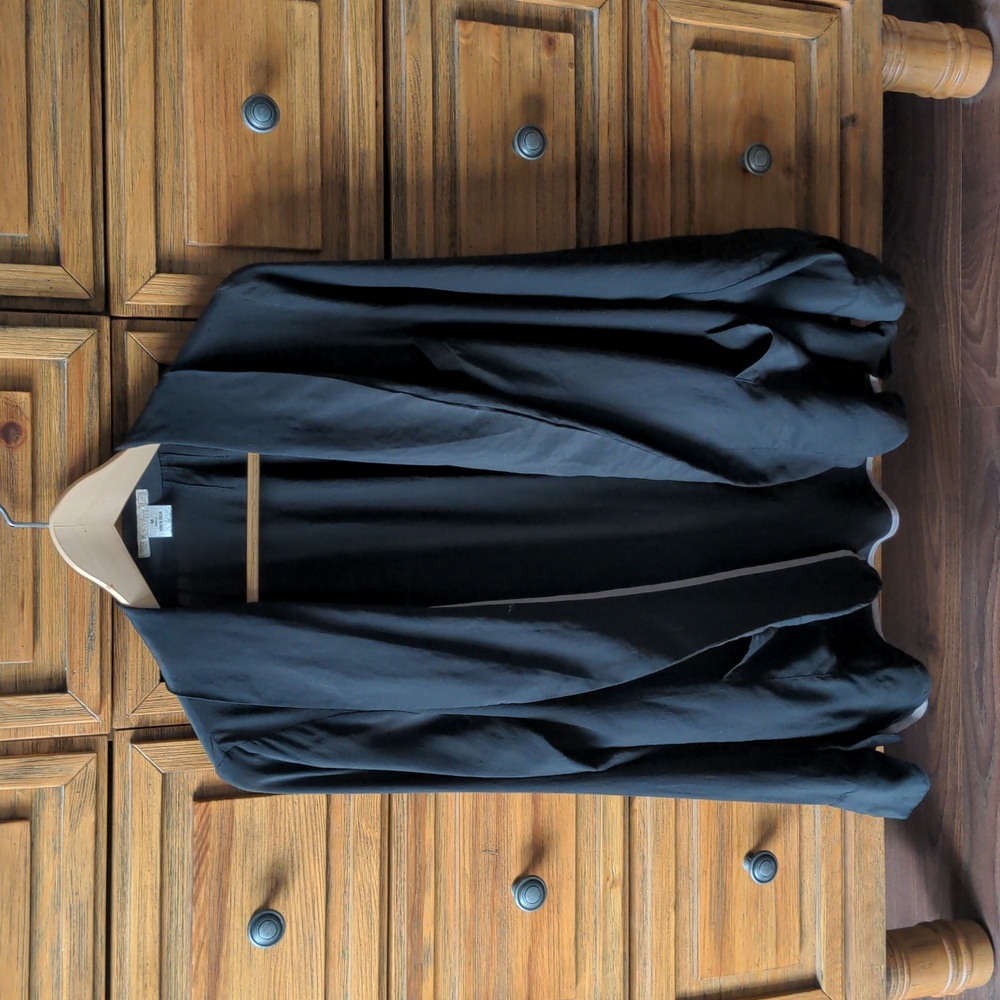 *Last Chance* 100% Silk Shirt Blazer Gold Hawk Black lounge jacket, suit coat